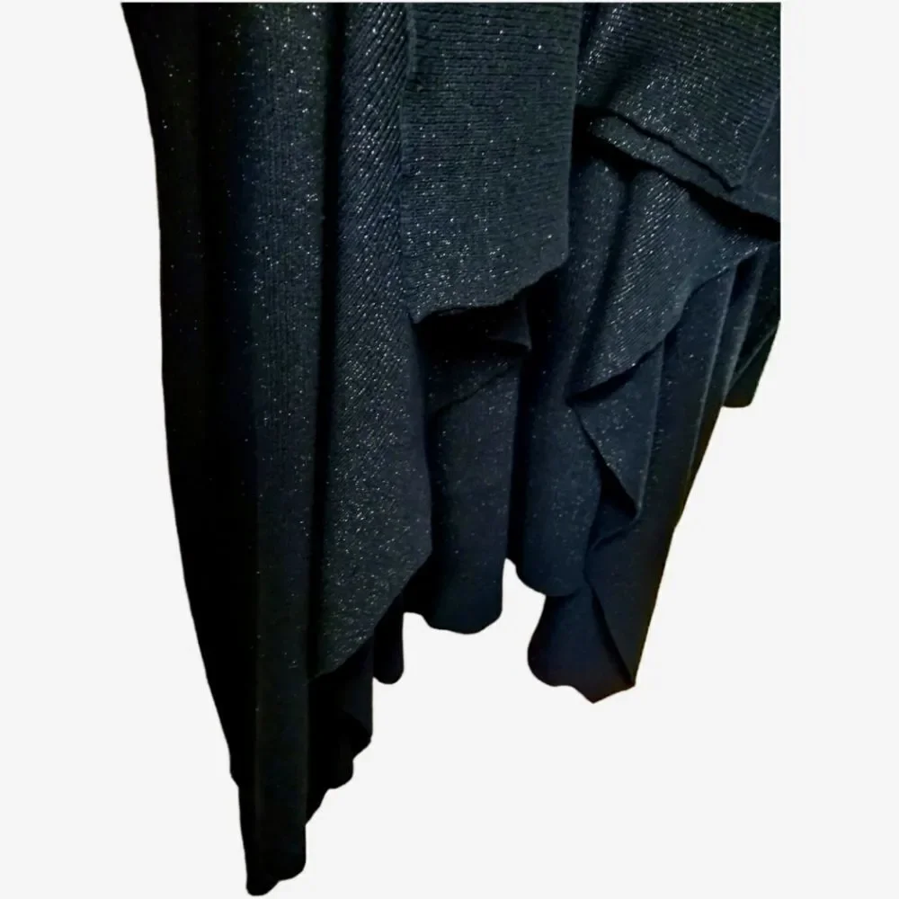 TORRIID Plusย Size Black Sparkly Drape Front Cardigan WithโOverlapping Layers 3X - Picture 9 of 14